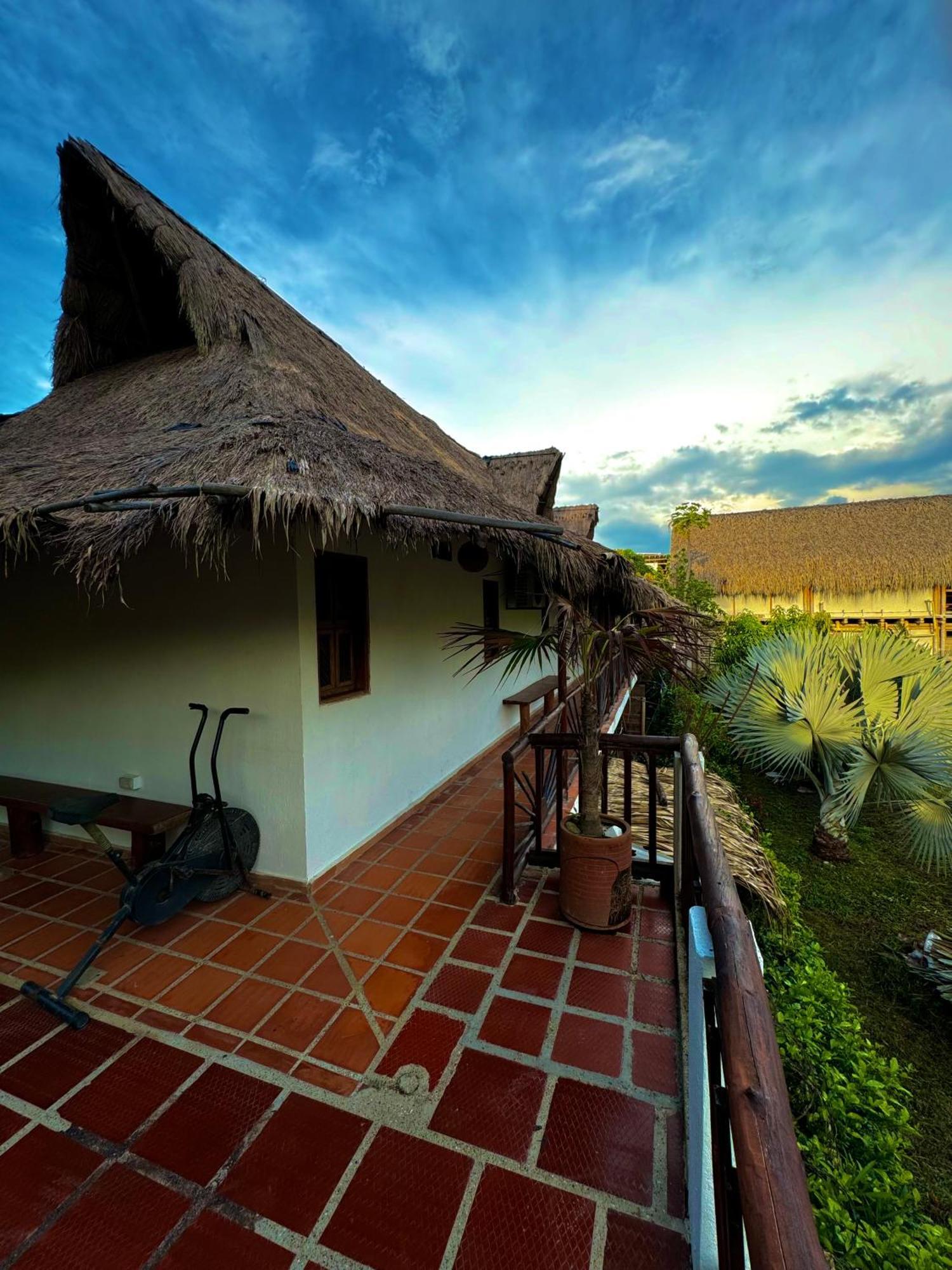 Hostal Nibuni Palomino Extérieur photo